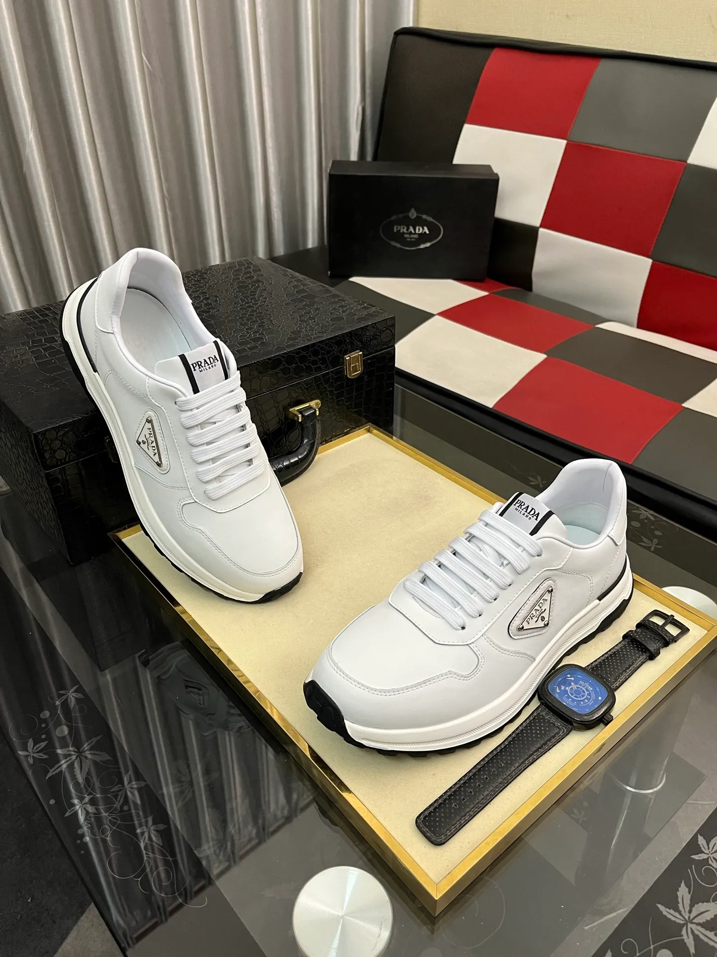 Men's shoes 💰420⌚️⌚️【PRADA】Prada casual shoes, originally developed 1:1, made of high-mercerized cowhide with imported cowhide, silk sheepskin lining, rubber outsole, comfortable and soft on the foot, size: 38-442️⃣Colors available